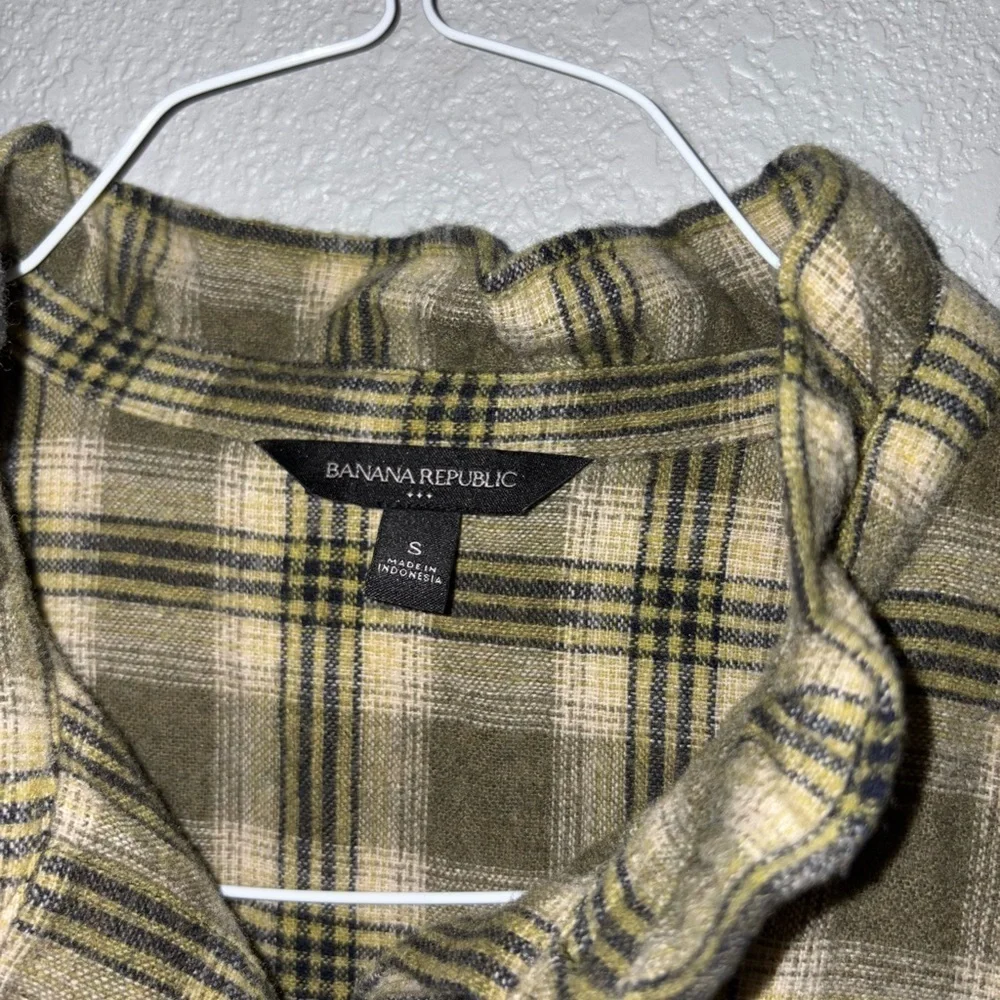 Banana Republic Plaid Shirt - Olive and Beige